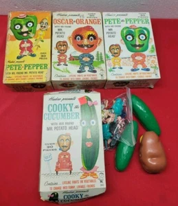 Vintage Lot of Hasbro Pete Pepper w/ Mr. Potato Head Oscar Orange Cooky Cucumber - Picture 1 of 15