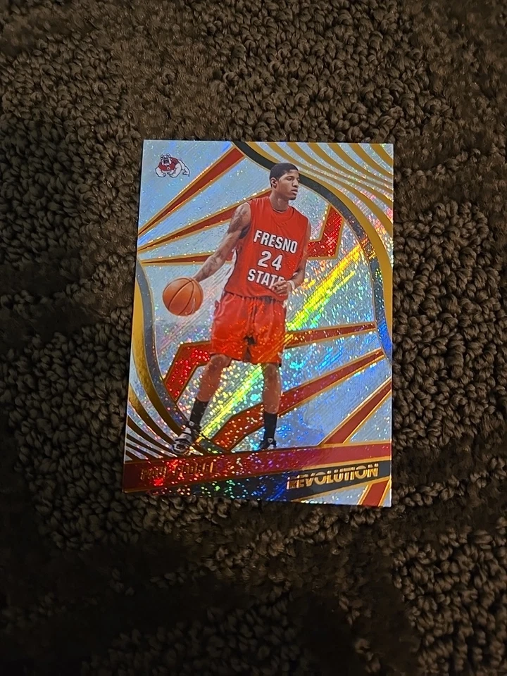 Paul George 2022-23 Panini Chronicles Draft Picks Revolution #85 Foto 1 de 1