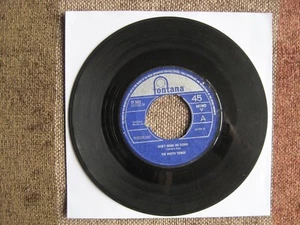 THE PRETTY THINGS - DON'T BRING ME DOWN - 7" 45 rpm vinyl record - Bild 1 von 1