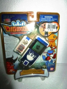 2008 DIGIMON blue DIGIVICE Data Link + DNA chip  ASIA  hard to find sealed - Picture 1 of 5