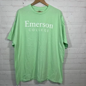Camiseta MV Sport Emerson College Para Hombre Talla XXL 2XL Verde Cuello Redondo - Imagen 1 de 6