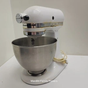 KitchenAid K45SS Classic 4.5 Qt Tilt-Head Stand Mixer White Needs Cleaning - Picture 1 of 8