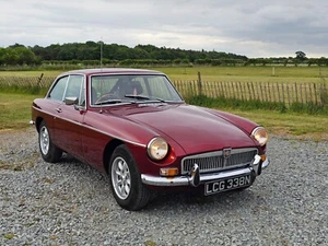 1975 MG B GT Coupe Manual w/Overdrive in Stunning Carnival Red - Picture 1 of 16
