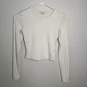 Babaton Aritzia Women's Long Sleeve Crew Crop Top White Size XS Stretch Classic - Picture 1 of 7