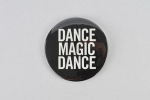 David Bowie large button! "Dance Magic Dance" Labyrinth, Jennifer Connelly - Picture 1 of 3