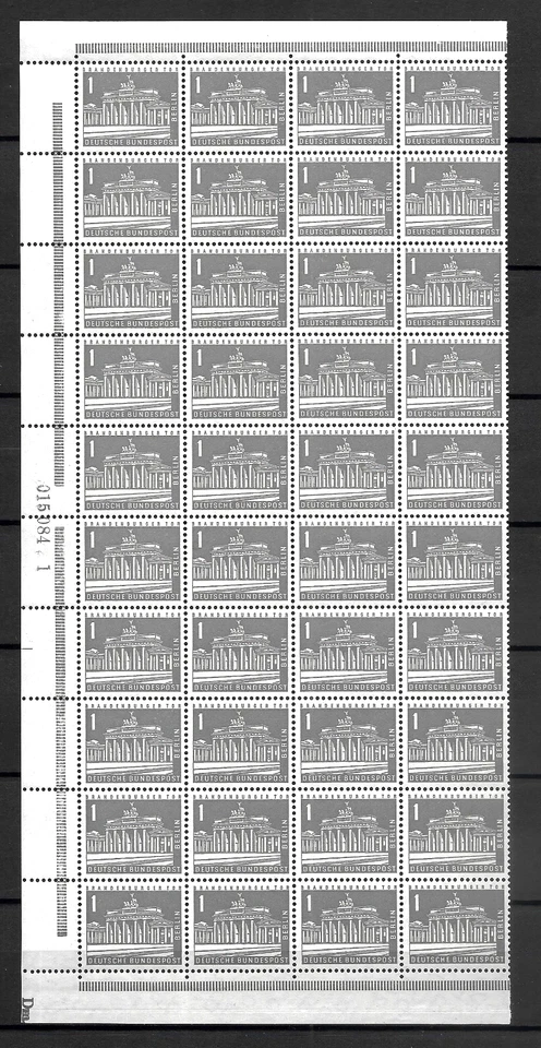 GERMANY (BERLIN) - 1957 MNH "BERLIN Brandenburger TOR" Block Of 40 !!! - Image 1 of 1