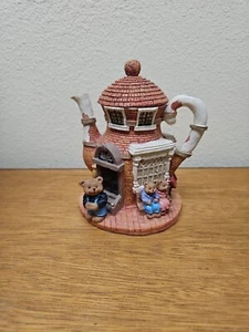 Antiquitätengeschäft Teekanne Hütten Sammelfiguren - Bild 1 von 11