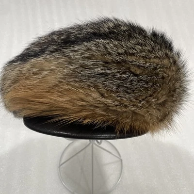 Vintage Men’s Genuine Silver Fox Fur Newsboys Hat Leather Brim 21” Med EUC - Image 1 of 4