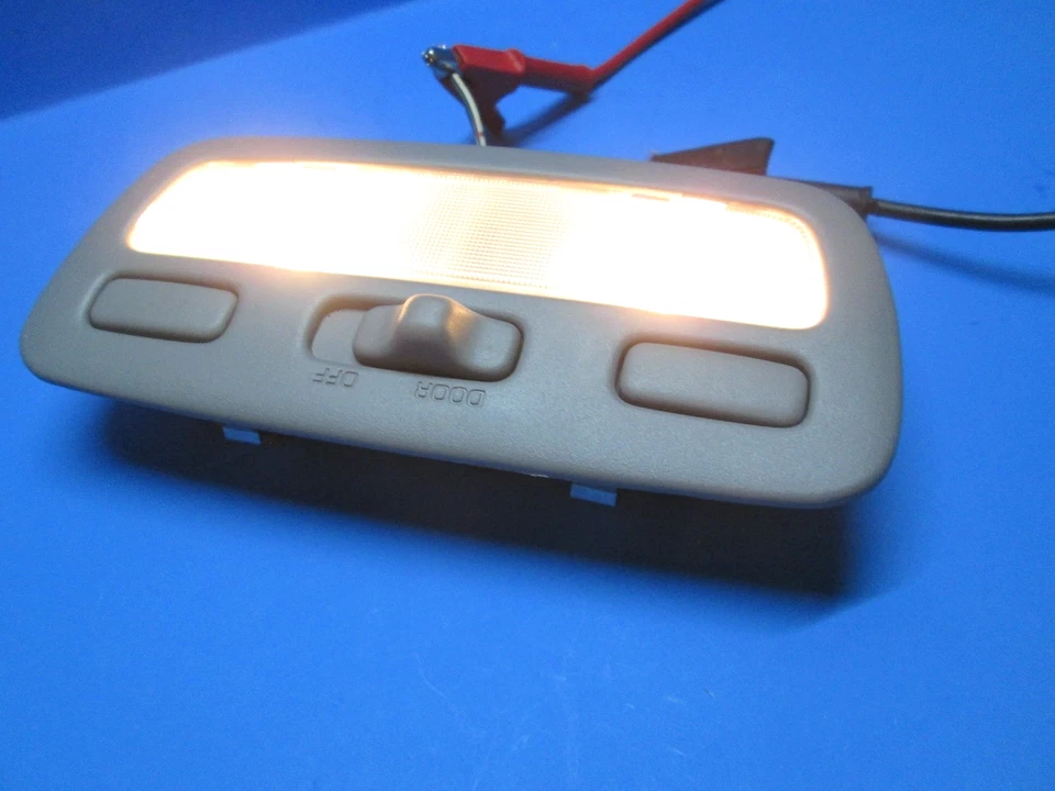 Toyota Paseo 1992-1995 mapa cúpula techo luz de lectura lámpara 81260-16060-S3 OEM Foto 1 de 4