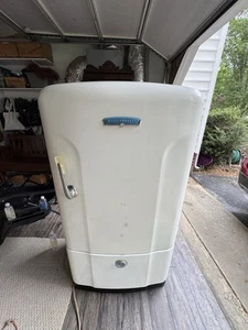 Vintage / antique 1940s westinghouse refrigerator. Working - Picture 1 of 9