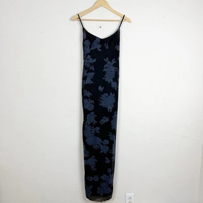 White Fox I Don't Miss You Maxi Dress Noir Size Small - Image 1 of 4