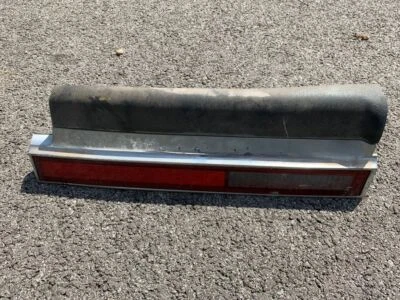 Luz de reversa Lincoln MK VII 1984-1985-1986-1987-1988-1989-1990-1991-1992-LH Foto 1 de 4