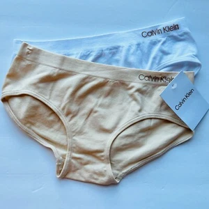 NWT Calvin Klein girls 2 pack seamless hipster underwear MEDIUM 7 8 nude white - Picture 1 of 2