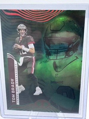 2022 Panini Illusions - Tom Brady #91 Trophy Collection Emerald SS-110 - Image 1 of 2