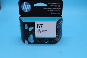 HP 67 Tri-color Original Tintenpatrone, ~100 Seiten, 3YM55AN#140 Exp. 3/2026 - Bild 1 von 2