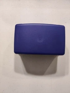 Plato de mantequilla grande de queso Tupperware tamaño 1 libra azul Tokio - Imagen 1 de 4