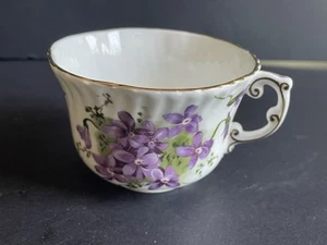 Taza de té acanalada HAMMERSLEY - Violetas - Inglaterra - China de huesos - Imagen 1 de 5