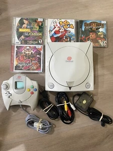 SEGA DREAMCAST BUNDLE REGION FREE TESTED AND WORKING - Picture 1 of 7