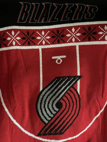 Portland Trailblazers Rare Ugly Christmas NBA sweater size large NWT Cover