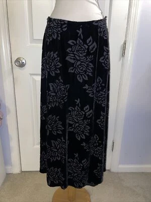 Jones & Co Rosas Negras de Seda y Terciopelo Negro Talla 12 Romántico Gótico Foto 1 de 4