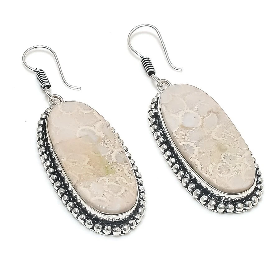 Pendiente de plata de ley 925 hecho a mano con piedras preciosas de coral fósil tamaño 2,25"" Foto 1 de 1