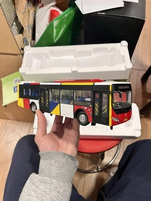 Coche modelo diecast Yutong City Bus escala 1:42 Foto 1 de 4