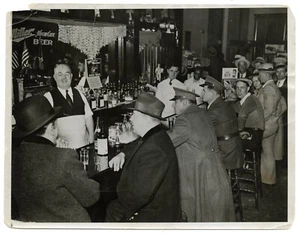 Vintage 1933 Bar Scene during Prohibition Repealed East St. Louis Illinois Photo - Picture 1 of 2