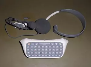 OEM Microsoft Xbox 360 Chatpad Messaging Keyboard X814365-001 with Headset - Picture 1 of 1
