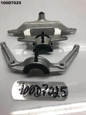DUCATI PANIGALE 1199 1299 2012 - 2015 SOPORTES DE TANQUE ORIGINALES LOTE 100D7025 Foto 1 de 2