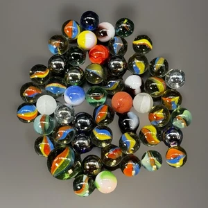 1940er & 50er Jahre Glasmurmeln einige leuchten zufällig gemischt Lot 50 #3 Vintage - Bild 1 von 10