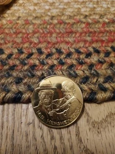 Hershey Medallion Celebrating 5 Billion in Sales 2008 Gold plated Bronze - Picture 1 of 2