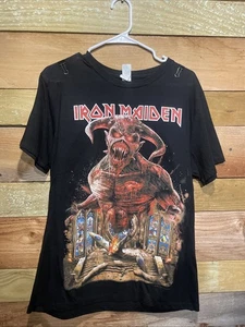 Camisa Iron Maiden Legacy Of The Beast Tour 2022 Tour - M - Imagen 1 de 6