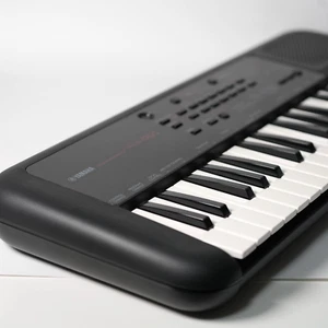 Yamaha PSS-A50 Digital Keyboard 37 Tasten Tragbarer Akku USB MIDI Japan - Bild 1 von 4