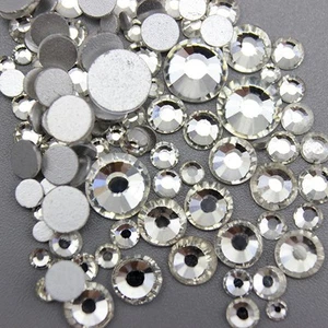 Diamantes de imitación de vidrio transparente de tamaños mixtos sin revisión para decoración de uñas CRISTAL DE VANGUARDIA  - Imagen 1 de 3