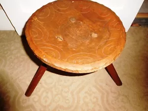 ANTIKER AUTHENTISCHER AFRIKANISCHER HANDGESCHNITZTER HOLZSITZ TISCHHOCKER STATIV BASIS HOLZ - Bild 1 von 1