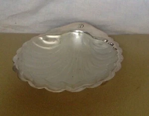 Antique Silver Plate. Shell Nut Dish. D Monogram. Frosted Glass Insert. Caldwell - Picture 1 of 7