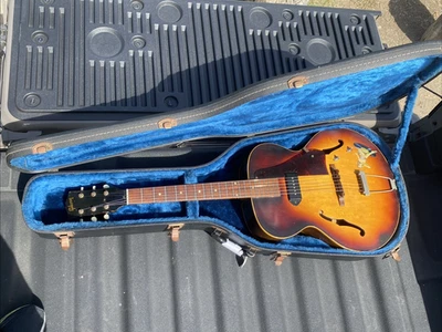 Guitarra elétrica Gibson ES125 vintage 1956 com estojo - Imagem 1 de 4