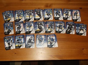 2017-18 Victoria Royals Whl Factory Sealed Team Set