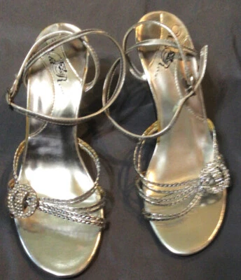 formal heels - Image 1 of 4