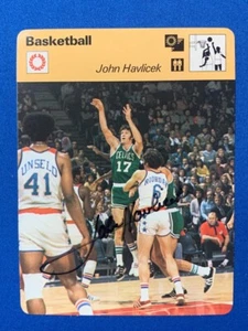 FOTO DE BALONCESTO SPORTSCASTER 1977 FIRMADA POR JOHN HAVLICEK PSA ADN BOSTON CELTICS - Imagen 1 de 3
