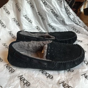 Ugg Australia Black Gray Leather Sheepskin Wool Slippers Shoes Stars Bows Size 8 - Picture 1 of 12