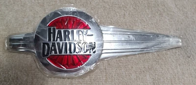   Harley Softail Heritage Deluxe emblema tanque de combustible cromo rojo insignia de gasolina lado izquierdo Foto 1 de 3