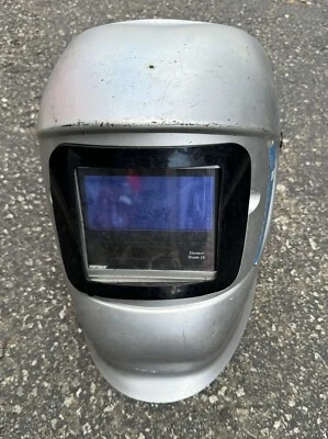 Casco de soldadura Huntsman con energía solar ANSI Z87 sin probar Foto 1 de 4