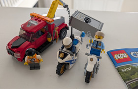 LEGO 60137 City Police Tow Truck Trouble Complete w/ Instructions, No Box