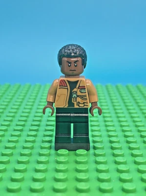 LEGO Star Wars Finn Minifigura - sw0676 - Despertar de la Fuerza - Usado en Excelente Condición Foto 1 de 4