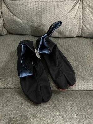 Nuevo Marugo Japonés Acolchado Tabi Zapatos Air Jog V 6 Cierres Puntera Botas, Azul Marino, 24 Foto 1 de 4