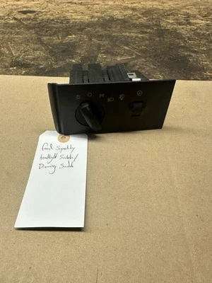 OEM 2005-2007 FORD F250 F350 SUPER DUTY Headlight Switch Headlamp Switch Ford Foto 1 de 3