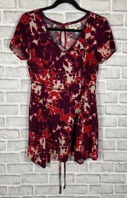 Jessica Simpson Maternity Top Women's Sz Small Maroon Tie Tunic Short Sleeves - Image 1 of 4