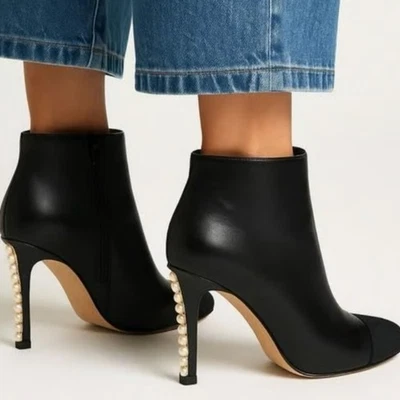 Chanel Puntera Perla Tacón de Agujero Negro Botines Celebridad Logo CC Talla 37 Foto 1 de 4