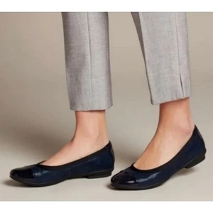 Neu mit Etikett Clarks unstrukturierte Neenah Garden flache Schuhe Ballerinas schwarz Größe 6 - Bild 1 von 7